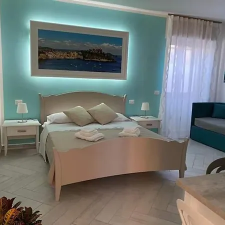 La Lingua 4*