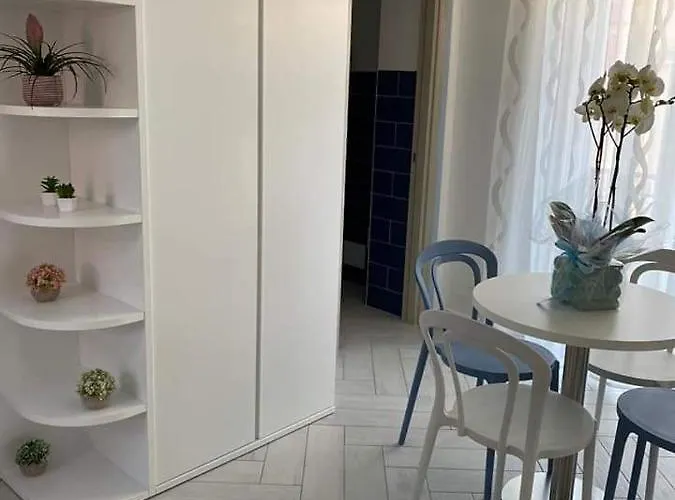 La Lingua 4* Procida